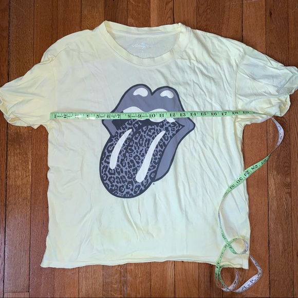 COPY - Rolling Stone Tshirt - Picture 5 of 6